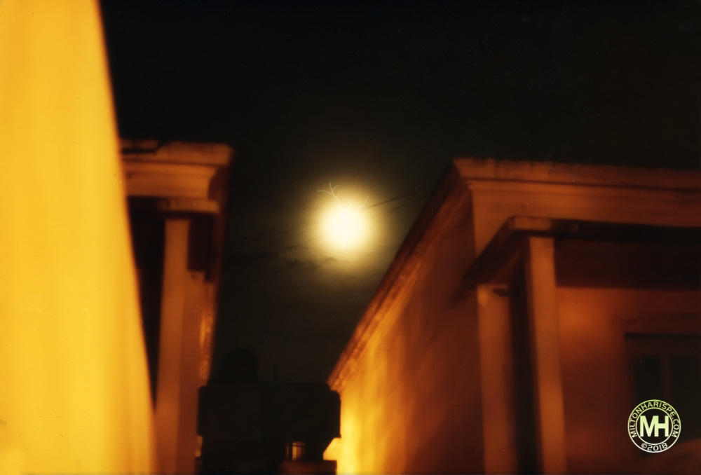 Moon Rise. Buenos Aires, Argentina